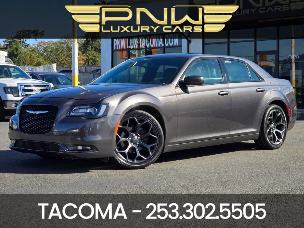 Used 2019 Chrysler 300 S RWD image 1