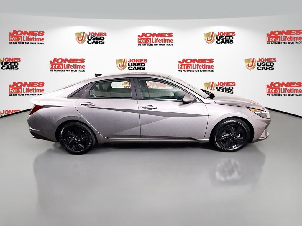 Certified 2023 Hyundai Elantra SEL w/ Cargo Package FWD image 16