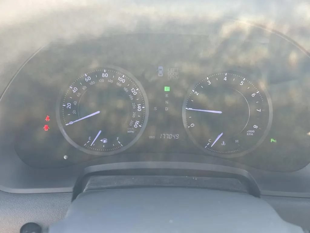 Used 2015 Lexus IS 250C w/ Luxury Package RWD image 18