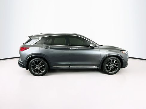 Used 2019 INFINITI QX50 Essential w/ Sensory Package AWD/4WD image 10