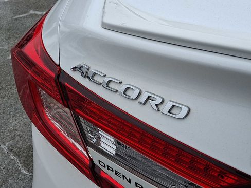 Used 2020 Honda Accord Sport image 30