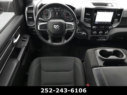 Used 2025 RAM 1500 Big Horn AWD/4WD image 11