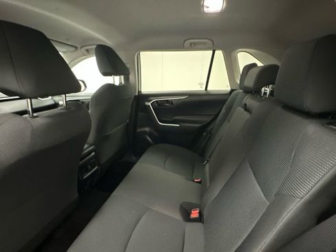 Used 2023 Toyota RAV4 LE AWD/4WD image 10