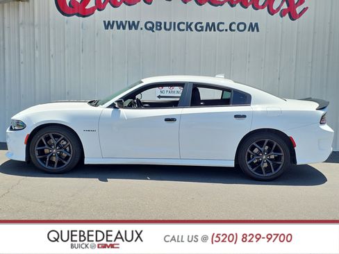 Used 2022 Dodge Charger R/T w/ Blacktop Package RWD image 4