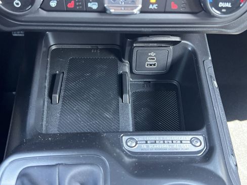 New 2026 Ford Bronco Outer Banks AWD/4WD image 7