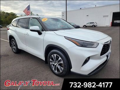 Used 2022 Toyota Highlander XLE