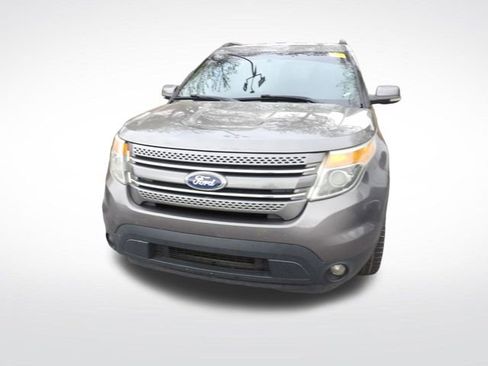 Used 2011 Ford Explorer Limited w/ 301A Rapid Spec Order Code image 3