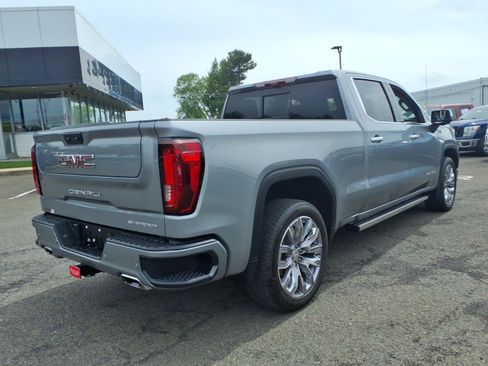 Used 2024 GMC Sierra 1500 Denali w/ Denali Reserve Package AWD/4WD image 3