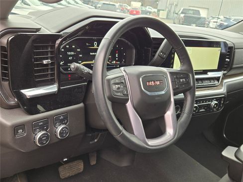 Used 2024 GMC Sierra 1500 Elevation AWD/4WD image 17
