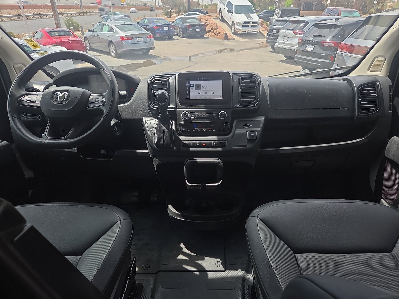 Used 2025 RAM ProMaster 2500 w/ Convenience Group FWD image 7
