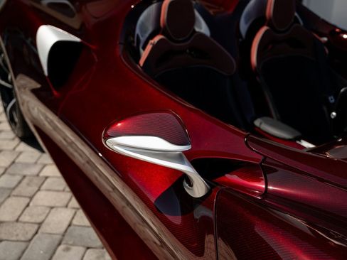 Used 2021 McLaren Elva image 25