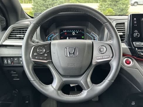 Used 2023 Honda Odyssey Sport image 8