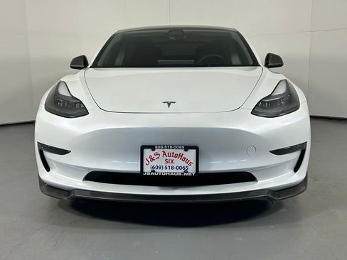 Used 2023 Tesla Model 3 Performance image 2