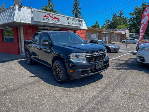 Used 2022 Ford Maverick AWD SuperCrew image 4