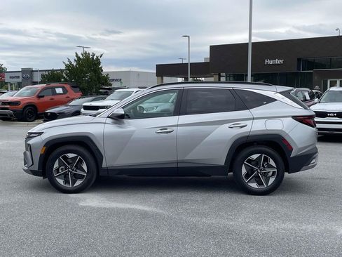 Certified 2025 Hyundai Tucson SEL FWD image 24