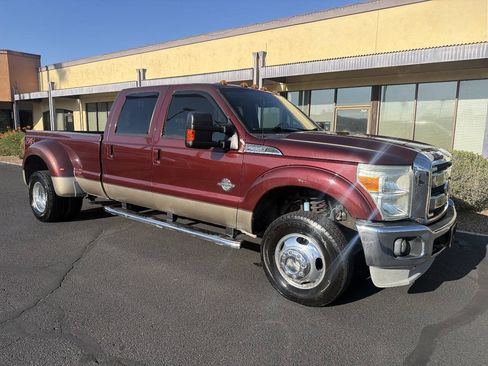 Used 2011 Ford F350 Lariat w/ Lariat Interior Pkg AWD/4WD image 11