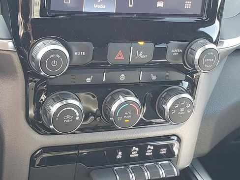 New 2026 RAM 1500 Big Horn AWD/4WD image 20