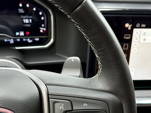 Used 2024 GMC Sierra 1500 Denali Ultimate AWD/4WD image 32