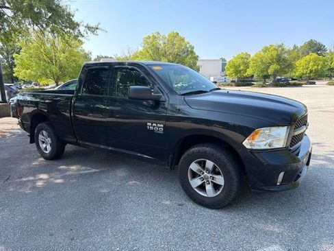 Used 2019 RAM 1500 Express AWD/4WD image 7
