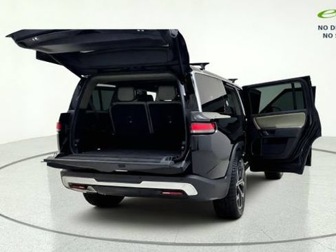 Used 2024 Rivian R1S Adventure AWD/4WD image 18