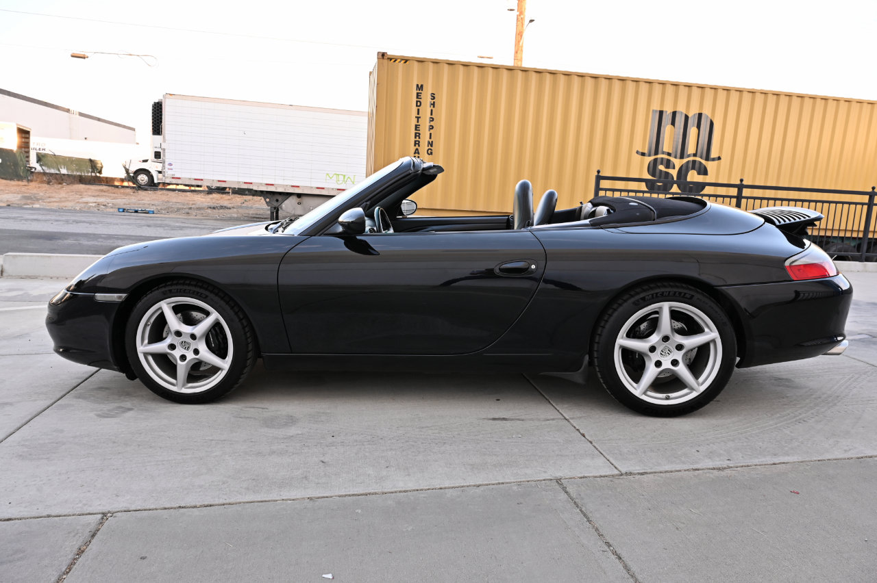 Used 2004 Porsche 911 Cabriolet image 4