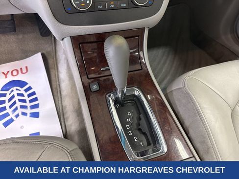 Used 2011 Buick Lucerne CXL FWD image 21