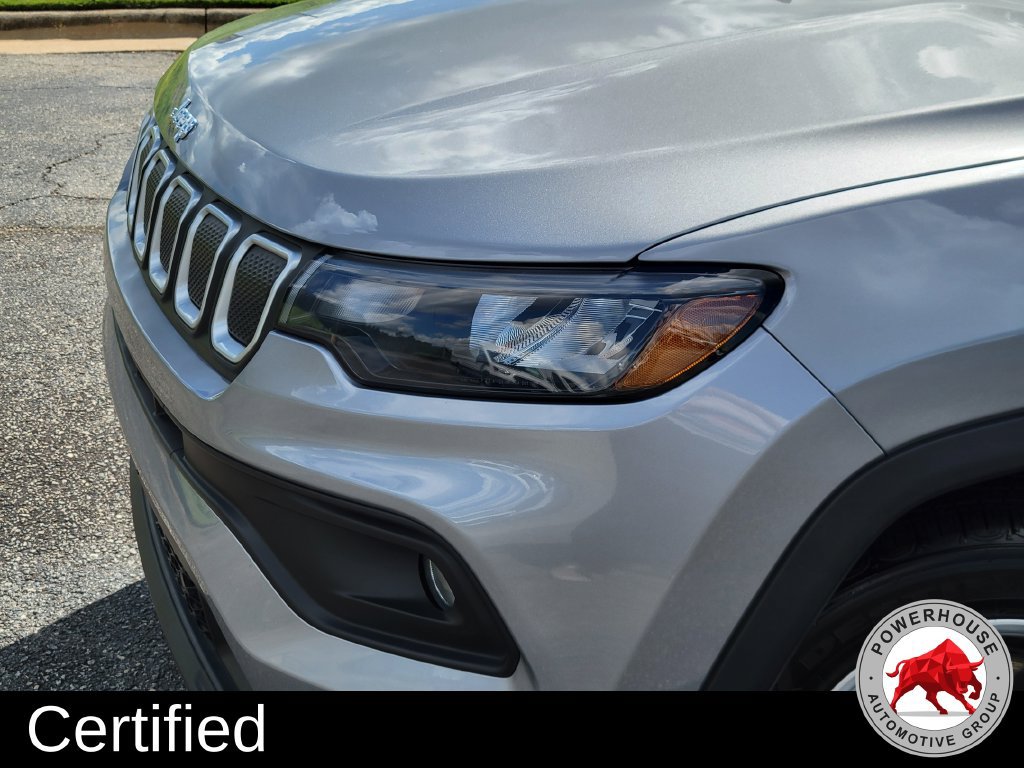Used 2022 Jeep Compass Latitude w/ Convenience Group AWD/4WD image 11