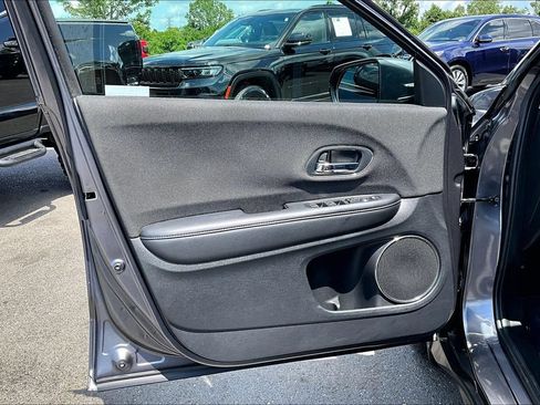 Used 2022 Honda HR-V EX image 22