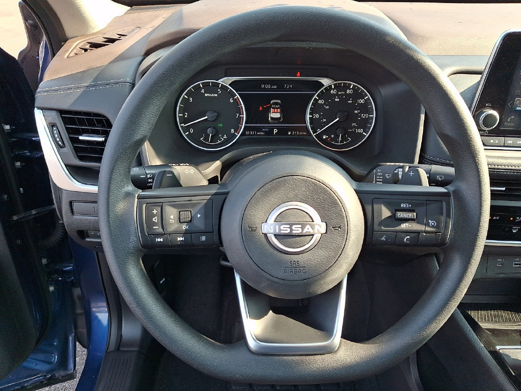 Used 2023 Nissan Rogue S AWD/4WD image 19