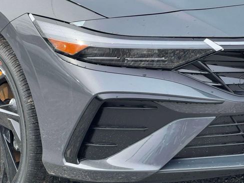 New 2026 Hyundai Elantra SEL Sport Premium FWD image 7