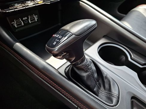 Used 2024 Dodge Durango GT AWD/4WD image 16