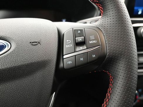 New 2025 Ford Escape ST-Line w/ Cold Weather Package image 18