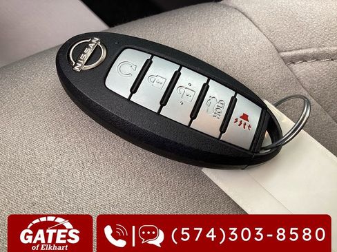 Used 2025 Nissan Altima 2.5 SV FWD image 27