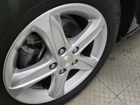 Used 2023 Chevrolet Malibu LS image 31