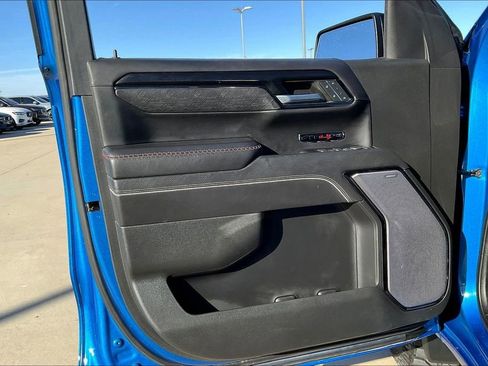 Used 2022 GMC Sierra 1500 AT4X image 23