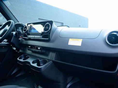 New 2026 Mercedes-Benz Sprinter 2500 image 14