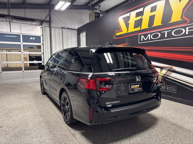 Used 2025 Honda Odyssey Sport-L image 18