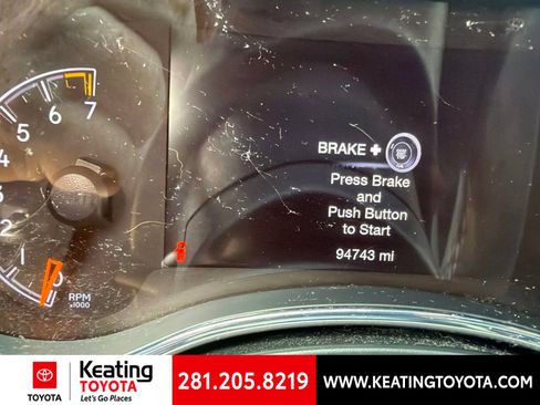 Used 2021 Jeep Grand Cherokee Laredo X AWD/4WD image 16