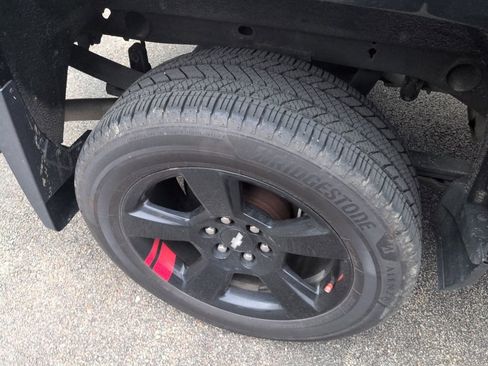 Used 2017 Chevrolet Silverado 1500 LT w/ Redline Edition image 5