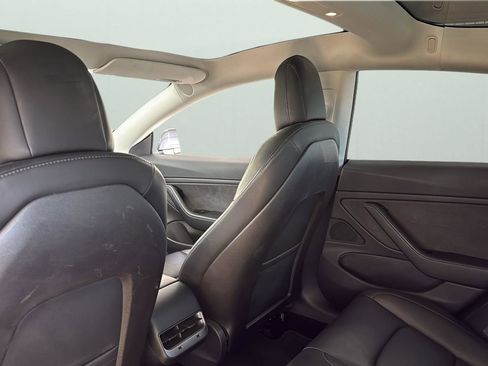 Used 2018 Tesla Model 3 Long Range image 29