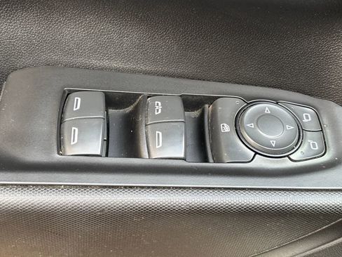 Used 2022 Chevrolet Silverado 1500 Custom w/ Rally Edition image 7