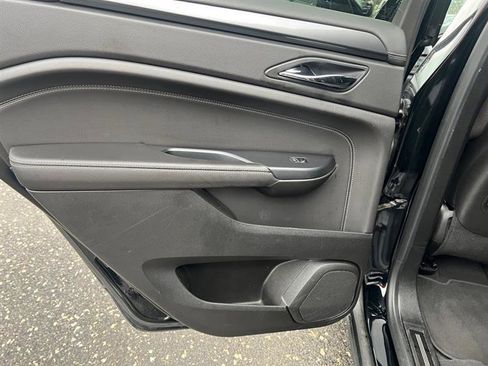 Used 2014 Cadillac SRX FWD image 28