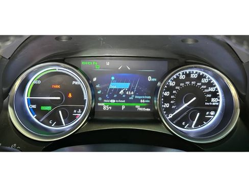 Used 2018 Toyota Camry XLE FWD image 27