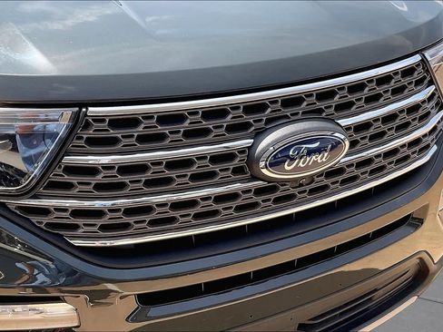 Used 2023 Ford Explorer King Ranch w/ Technology Package AWD/4WD image 30