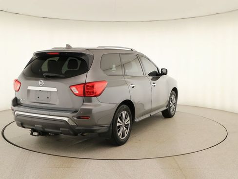 Used 2020 Nissan Pathfinder S FWD image 6