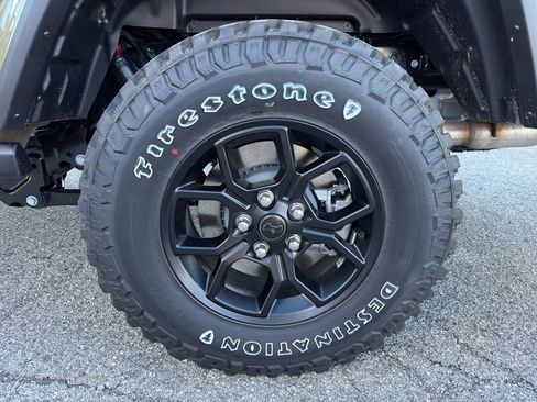 New 2026 Jeep Gladiator Willys image 18