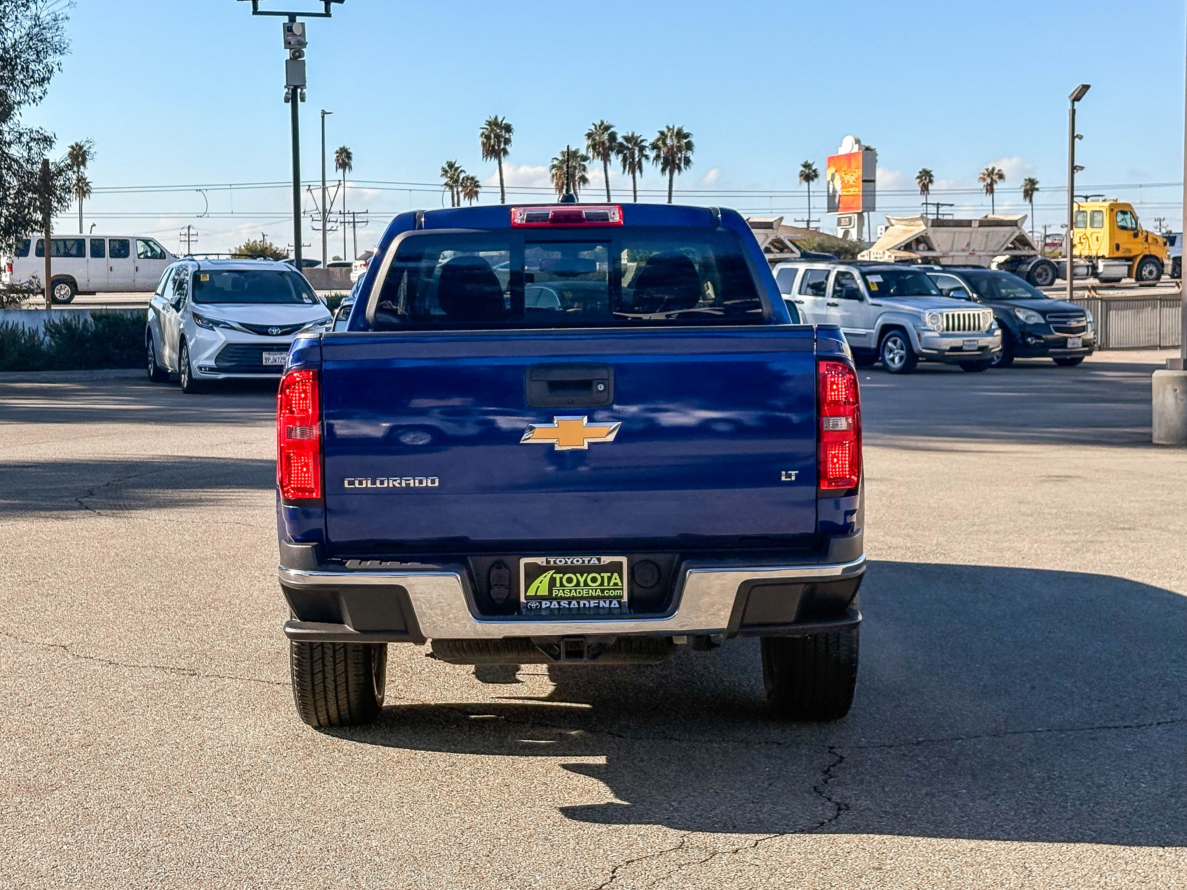 Used 2016 Chevrolet Colorado LT w/ Luxury Package, Chrome RWD image 7