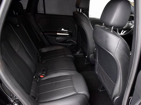 Used 2023 Mercedes-Benz GLA 250 image 17