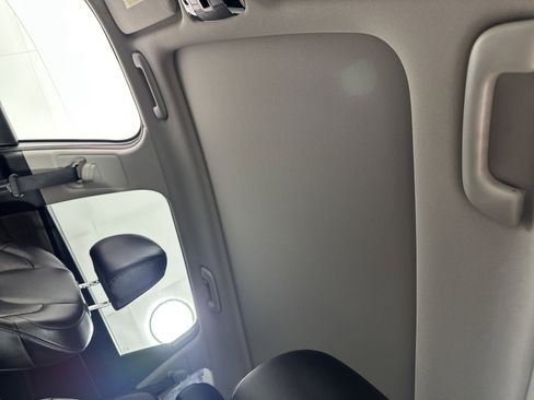 Certified 2023 Kia Sorento S w/ Panoramic Sunroof Package image 17