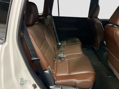 Used 2025 Honda Passport EX-L image 27